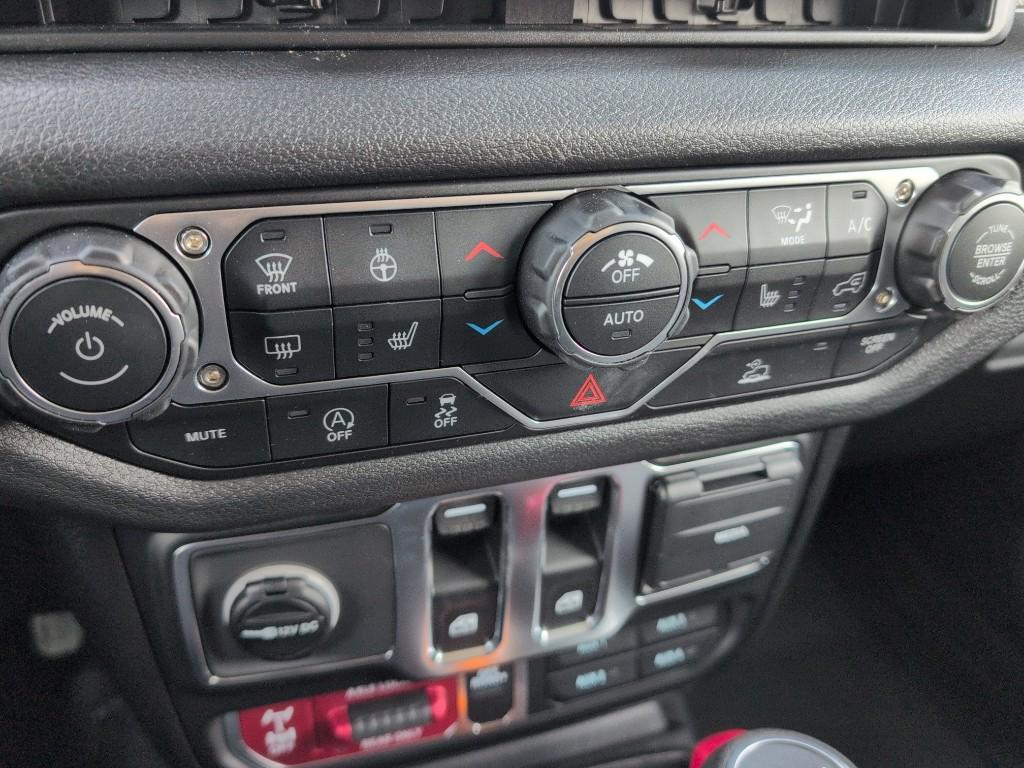 new 2026 Jeep Wrangler car, priced at $48,724