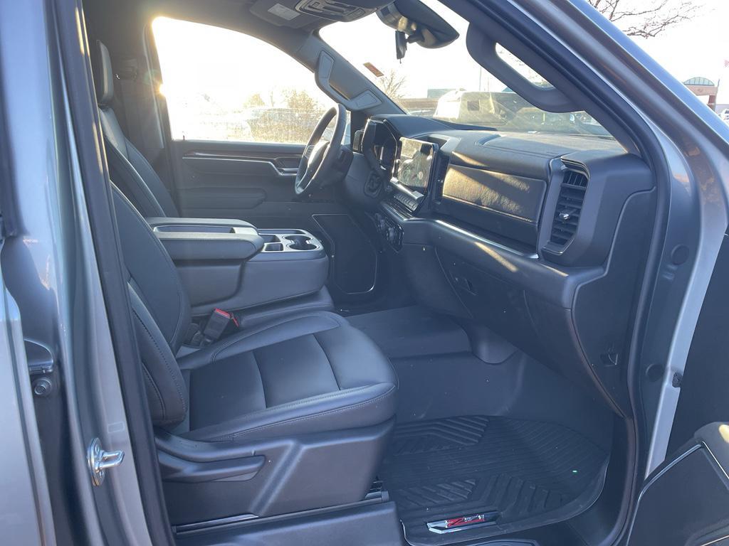 new 2025 Chevrolet Silverado 1500 car, priced at $51,745