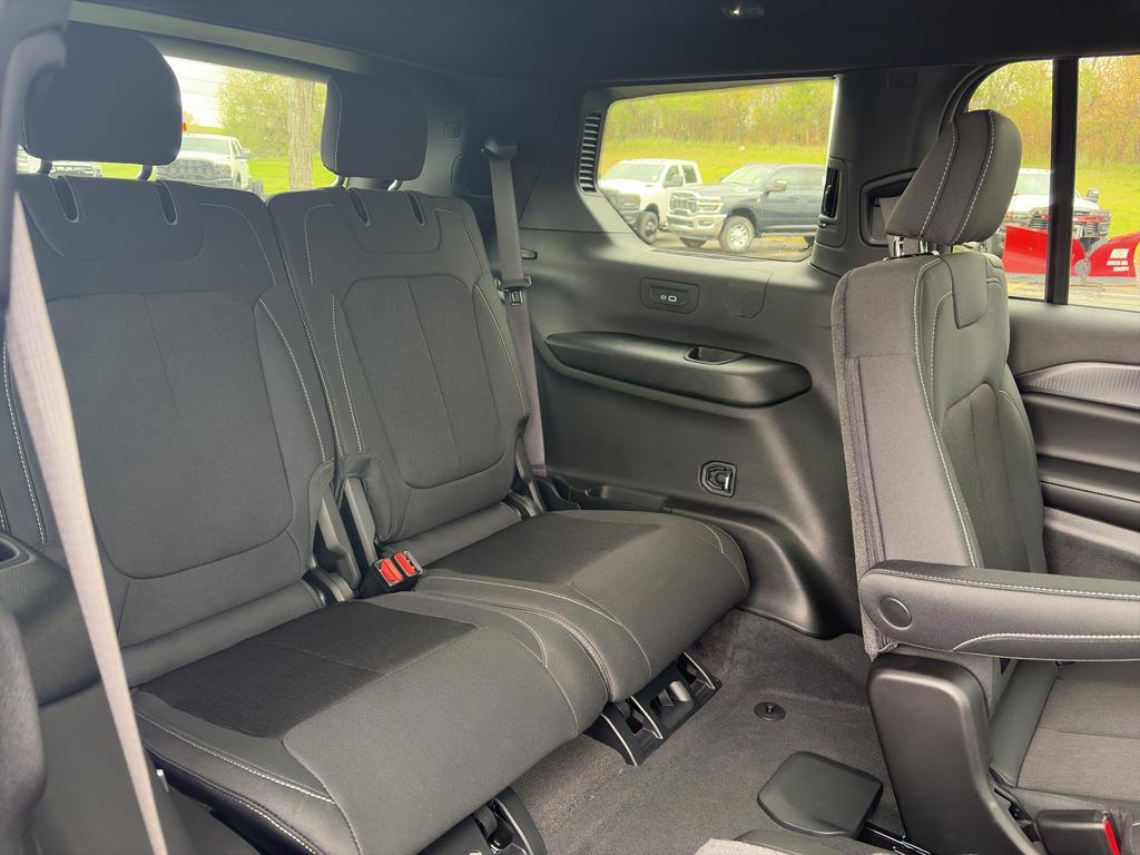 new 2026 Jeep Grand Cherokee L car, priced at $42,020