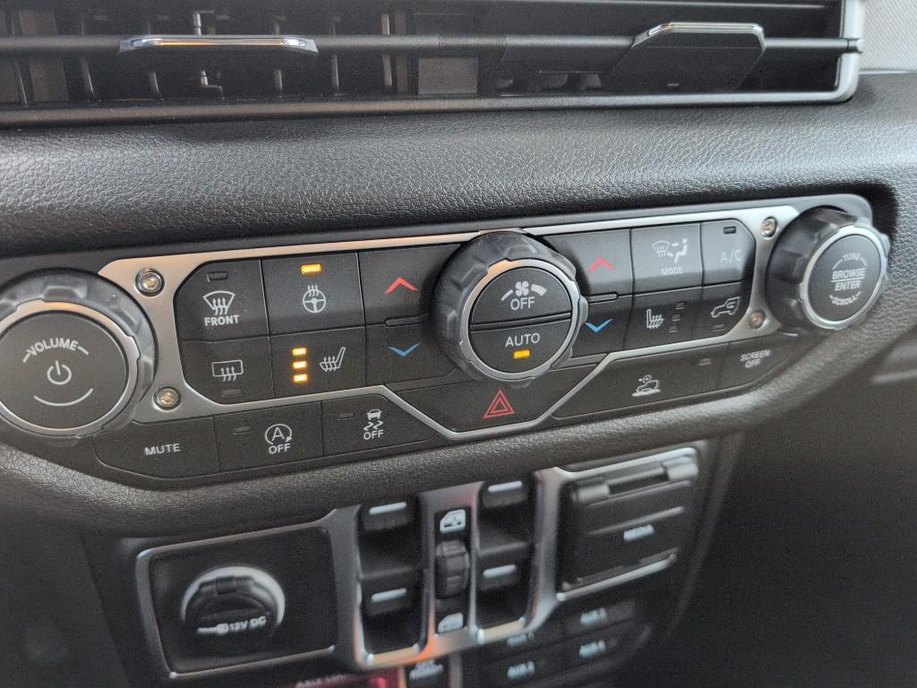 new 2026 Jeep Wrangler car, priced at $53,309