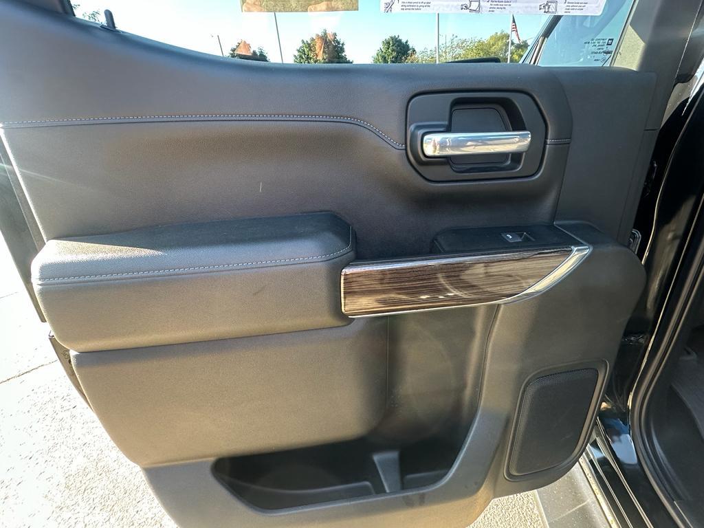 used 2022 Chevrolet Silverado 1500 car, priced at $39,770