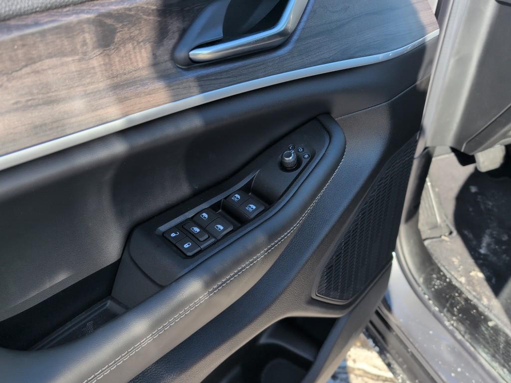 new 2026 Jeep Grand Cherokee car, priced at $46,935