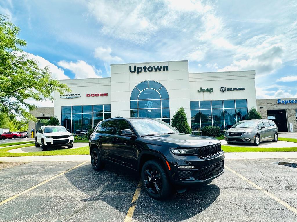 new 2025 Jeep Grand Cherokee car, priced at $44,302