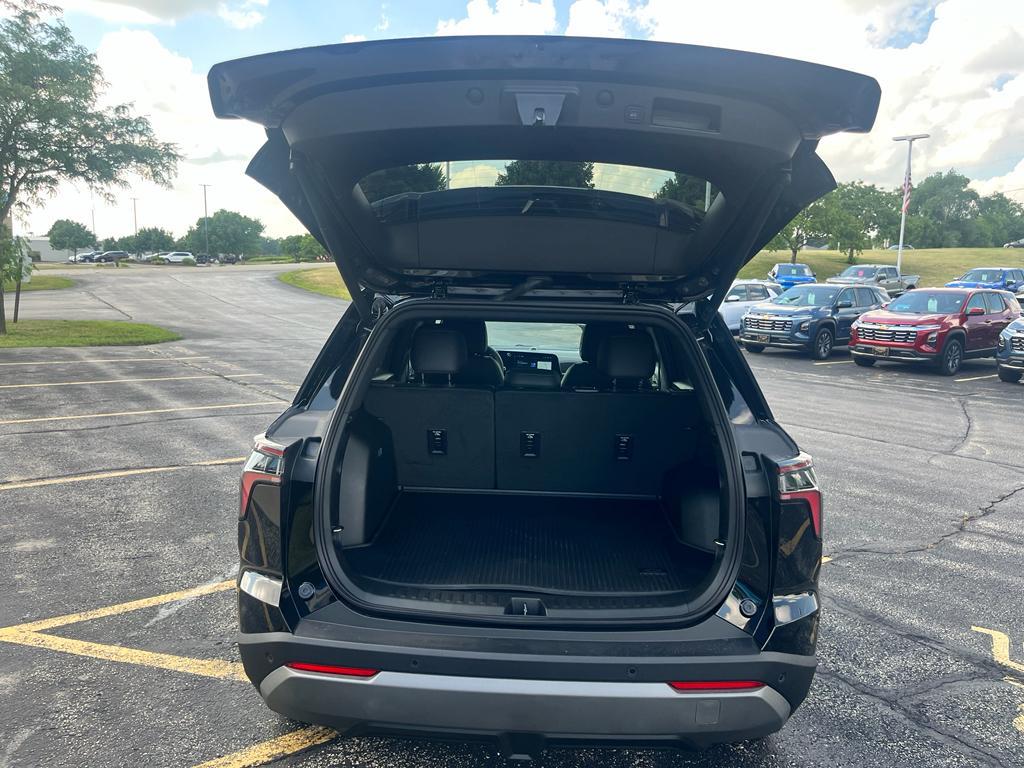 new 2026 Chevrolet Equinox car, priced at $35,140