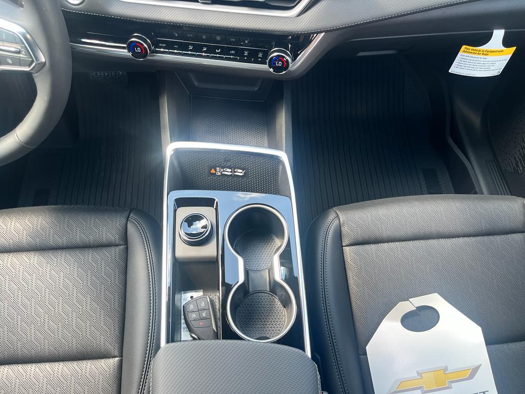 new 2026 Chevrolet Equinox car, priced at $35,140