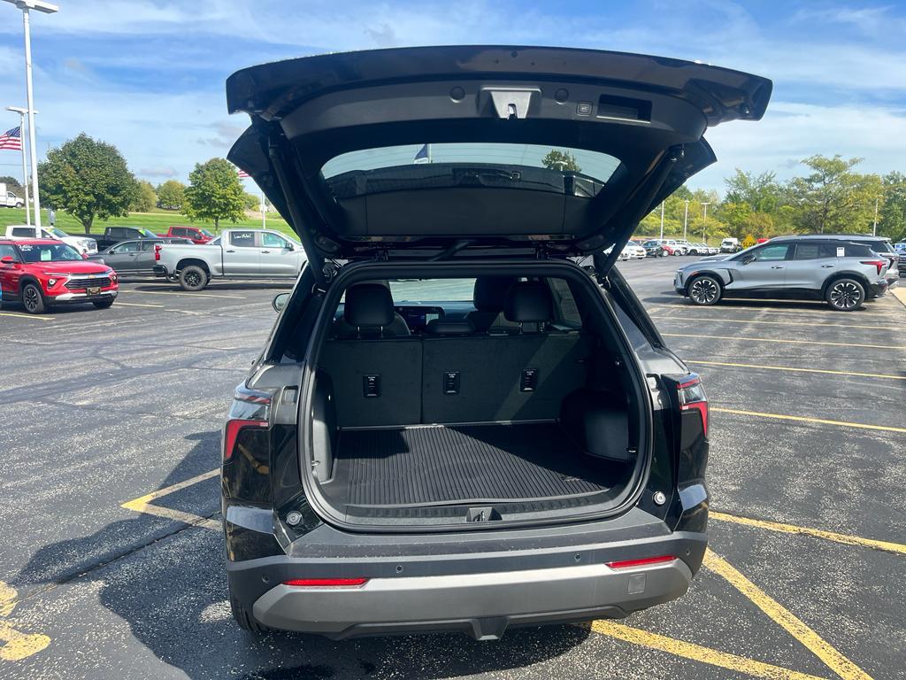 new 2026 Chevrolet Equinox car, priced at $36,960