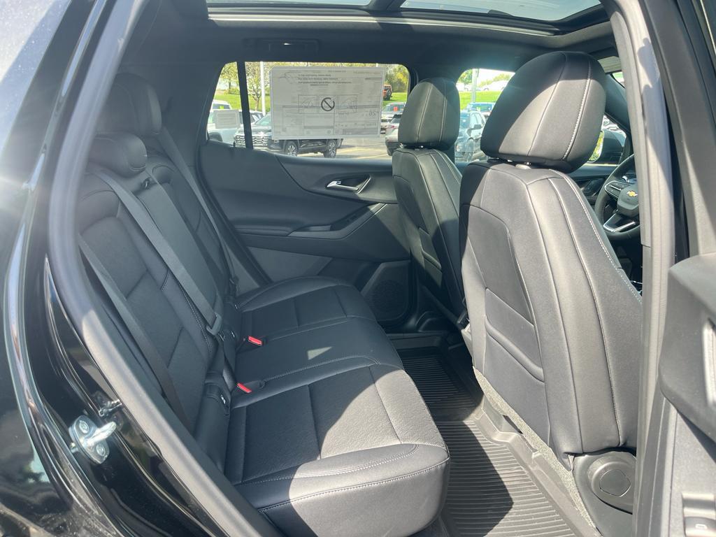 new 2026 Chevrolet Equinox car, priced at $36,960