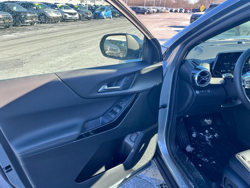 new 2026 Chevrolet Equinox car, priced at $35,035