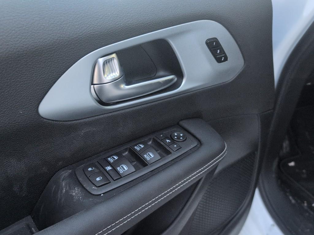 new 2026 Chrysler Pacifica car, priced at $50,612