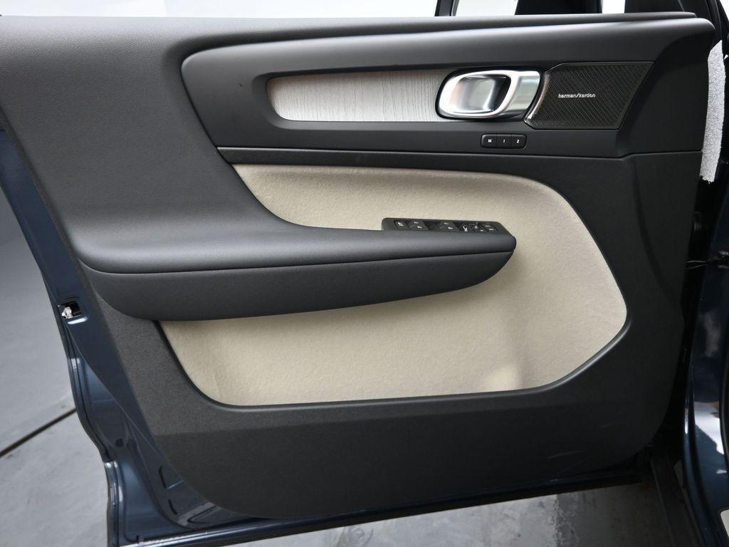 new 2026 Volvo XC40 car, priced at $52,175