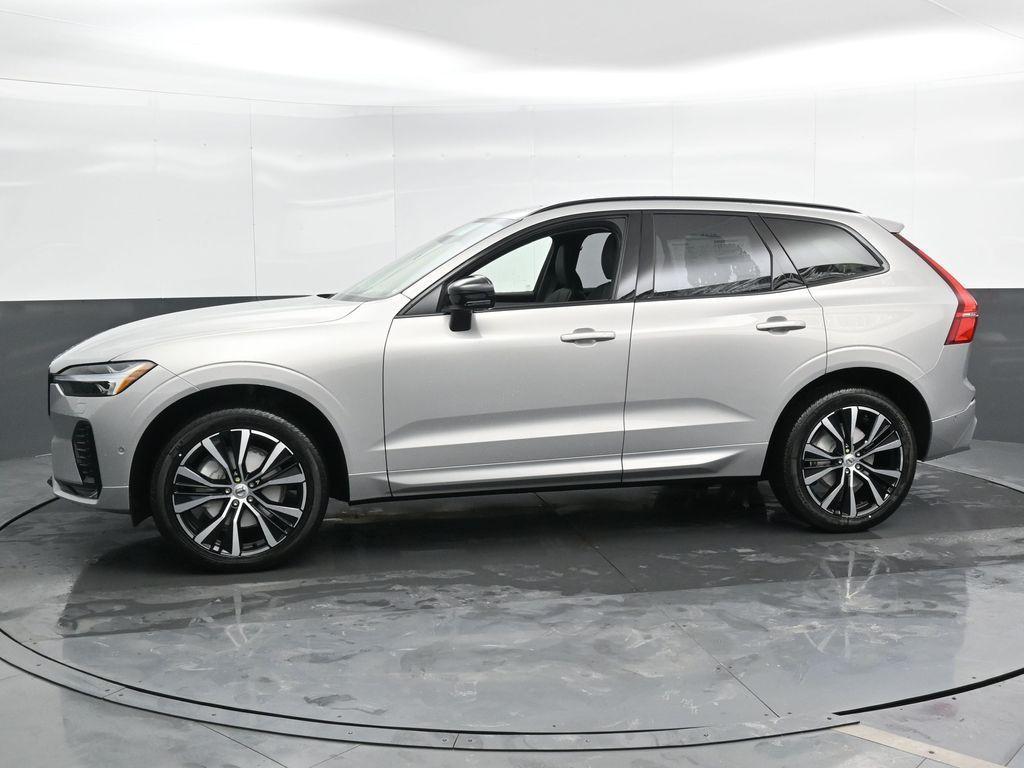 new 2025 Volvo XC60 car, priced at $43,991