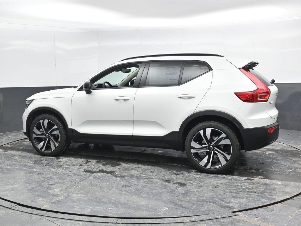 new 2026 Volvo XC40 car, priced at $50,674