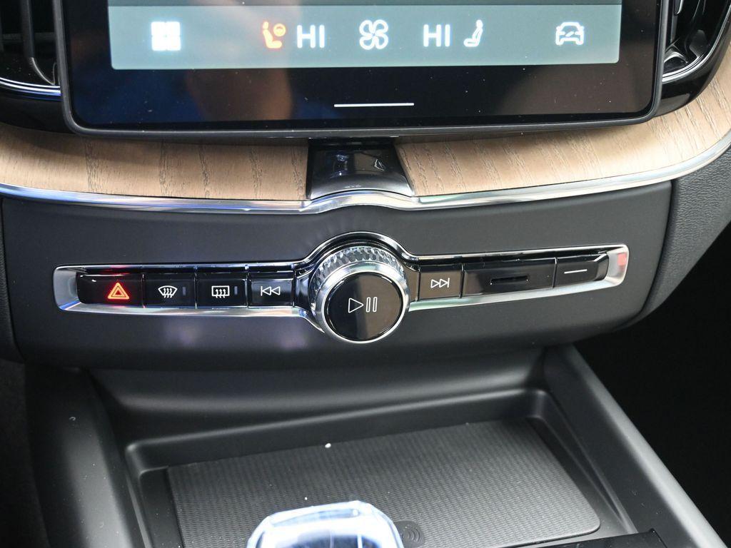 new 2026 Volvo XC60 car, priced at $54,730