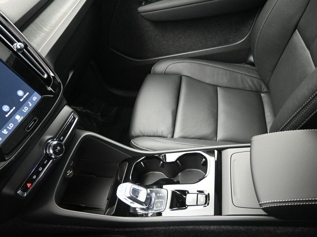 new 2026 Volvo XC40 car, priced at $48,251