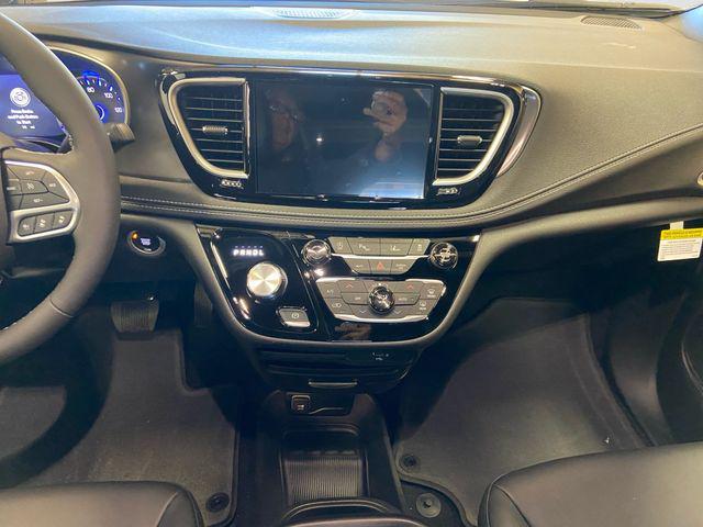 new 2026 Chrysler Pacifica car, priced at $45,966