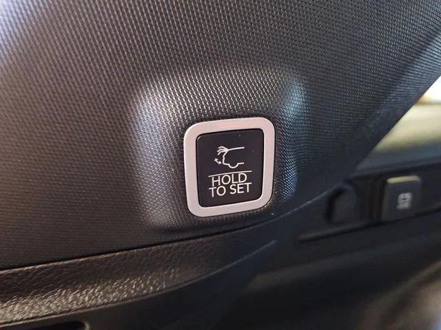 new 2026 Jeep Grand Cherokee car, priced at $43,596