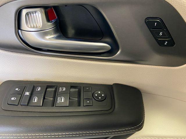 used 2024 Chrysler Pacifica car, priced at $27,997