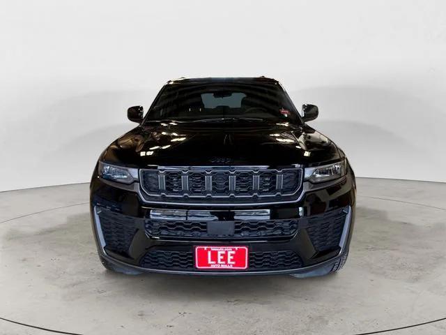 new 2026 Jeep Grand Cherokee car, priced at $46,594