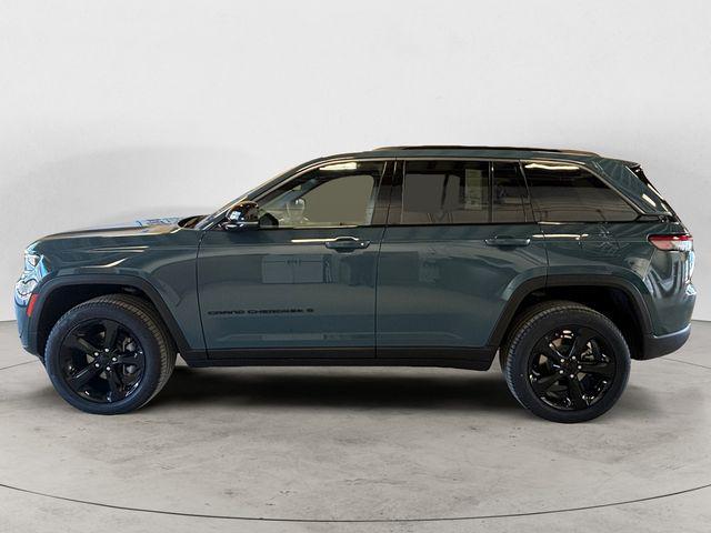 new 2026 Jeep Grand Cherokee car, priced at $46,797