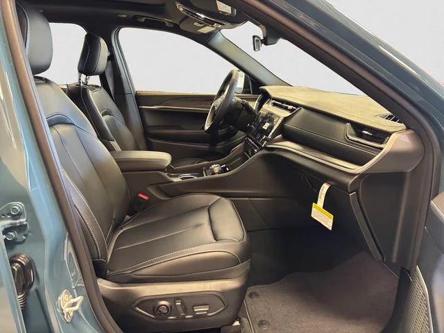 new 2026 Jeep Grand Cherokee car, priced at $48,297