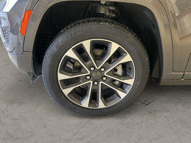 new 2025 Jeep Grand Cherokee L car, priced at $59,643