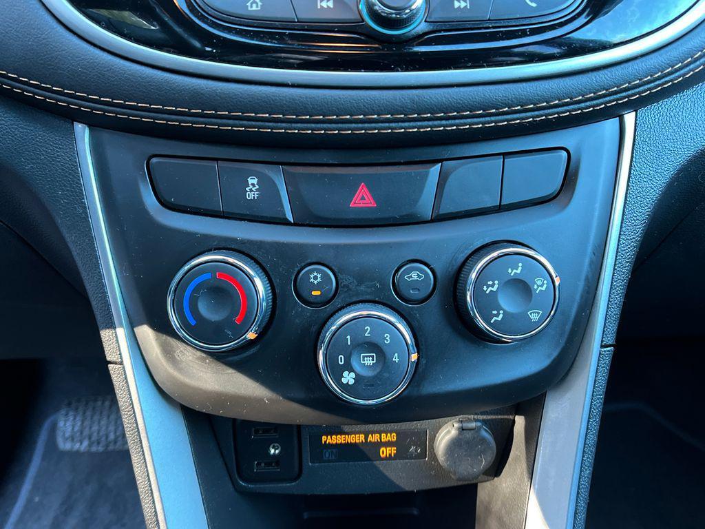 used 2022 Chevrolet Trax car, priced at $19,788