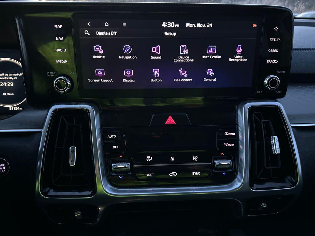 used 2023 Kia Sorento car, priced at $29,987