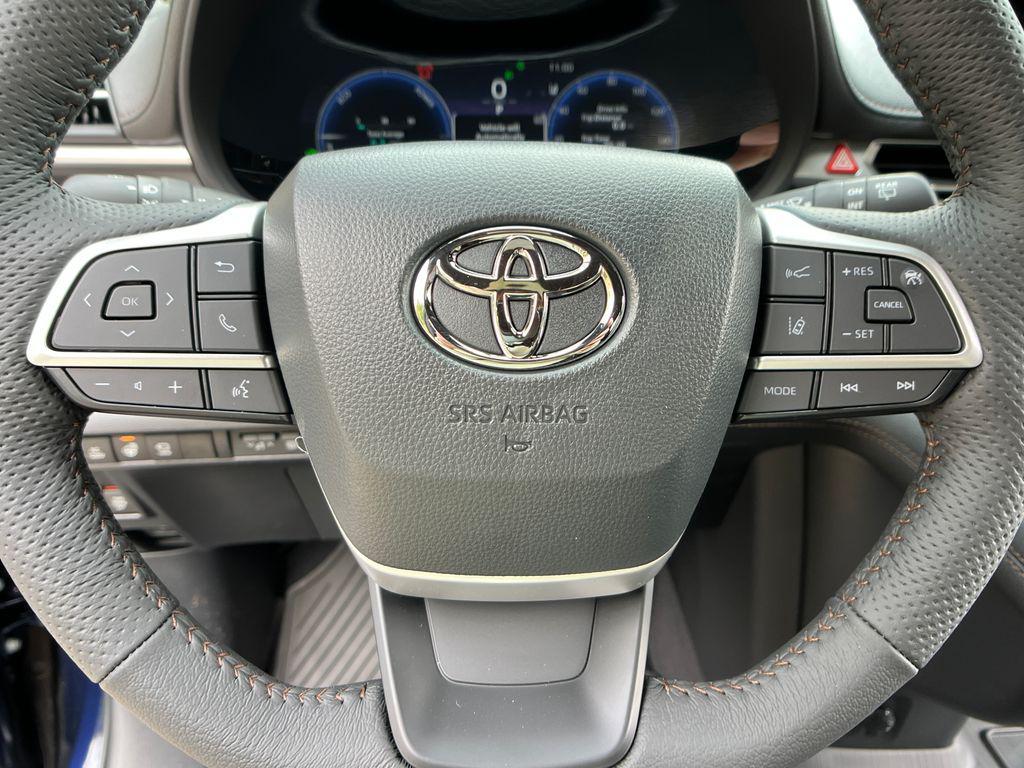 new 2026 Toyota Sienna car, priced at $62,434