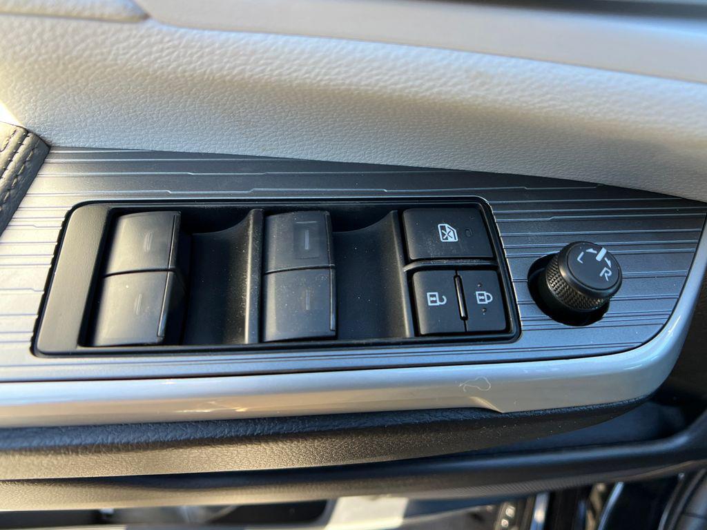 new 2026 Toyota Sienna car, priced at $51,970