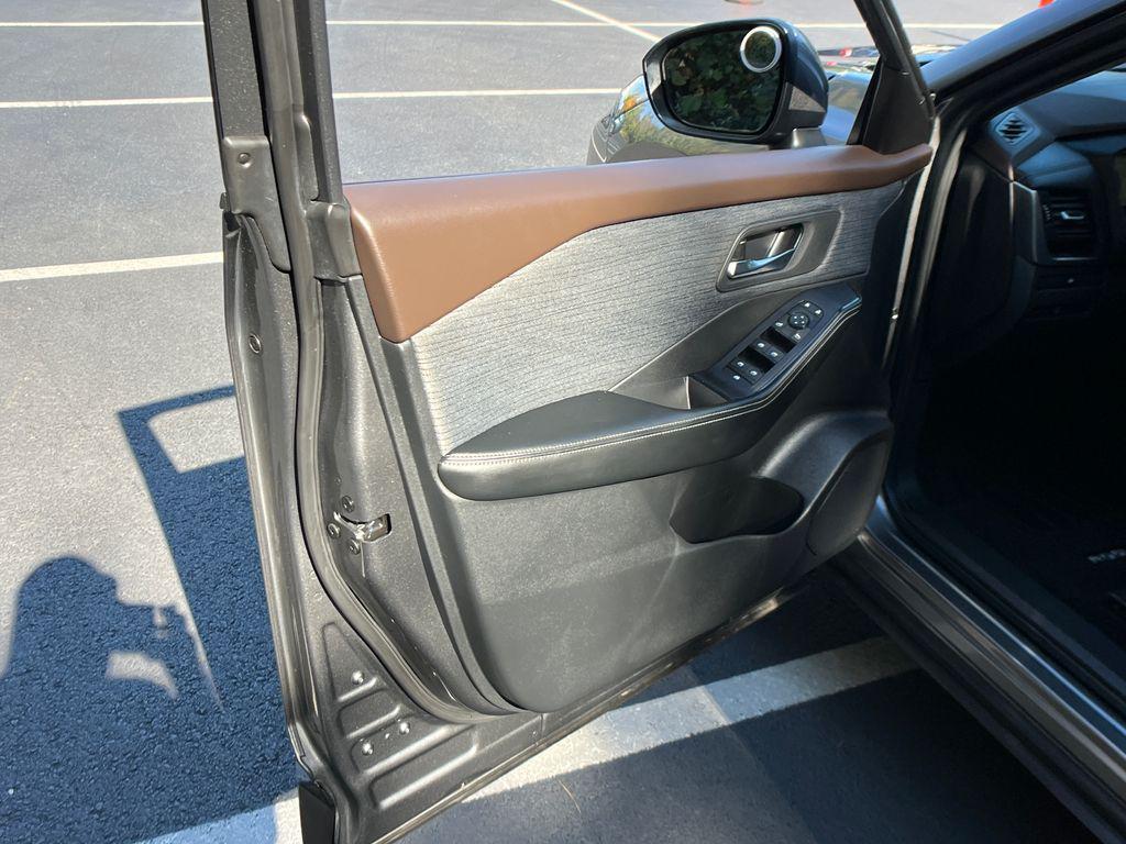 used 2023 Nissan Rogue car, priced at $19,995