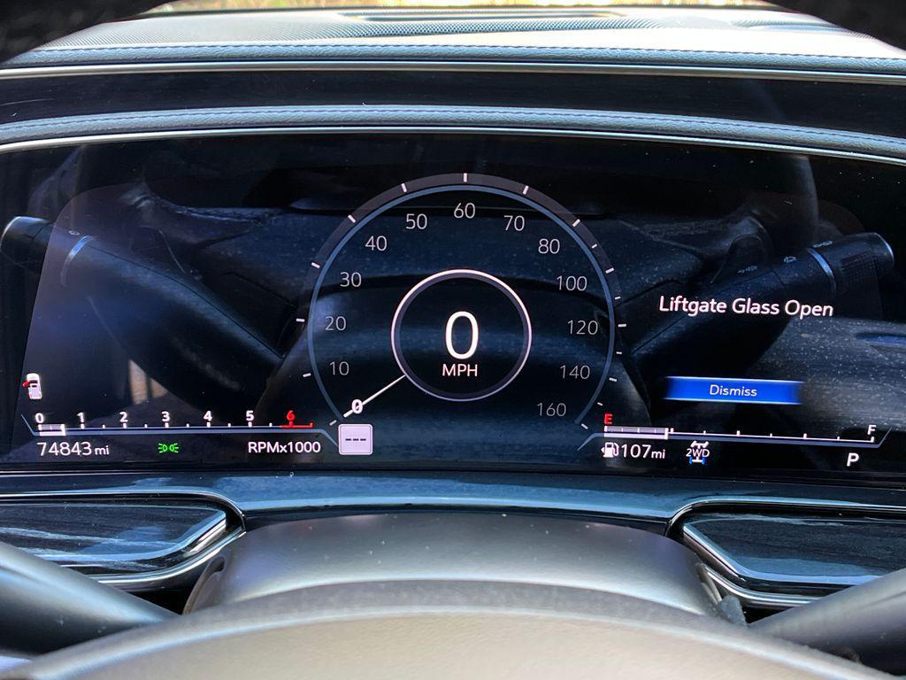 used 2022 Cadillac Escalade ESV car, priced at $58,391