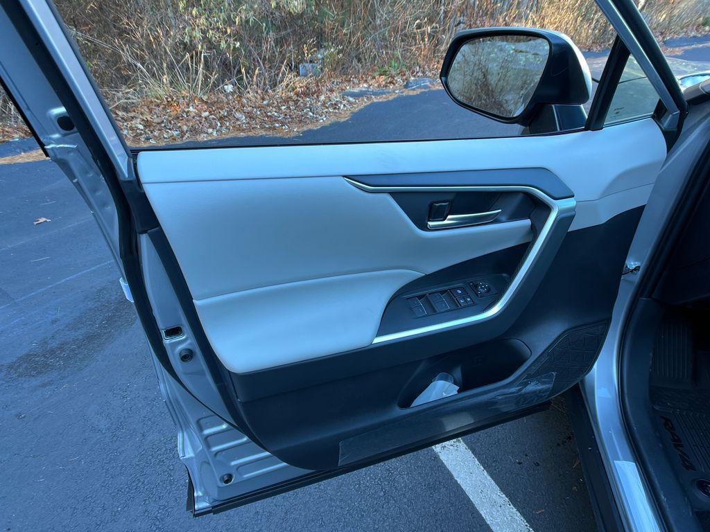 new 2025 Toyota RAV4 car, priced at $35,426