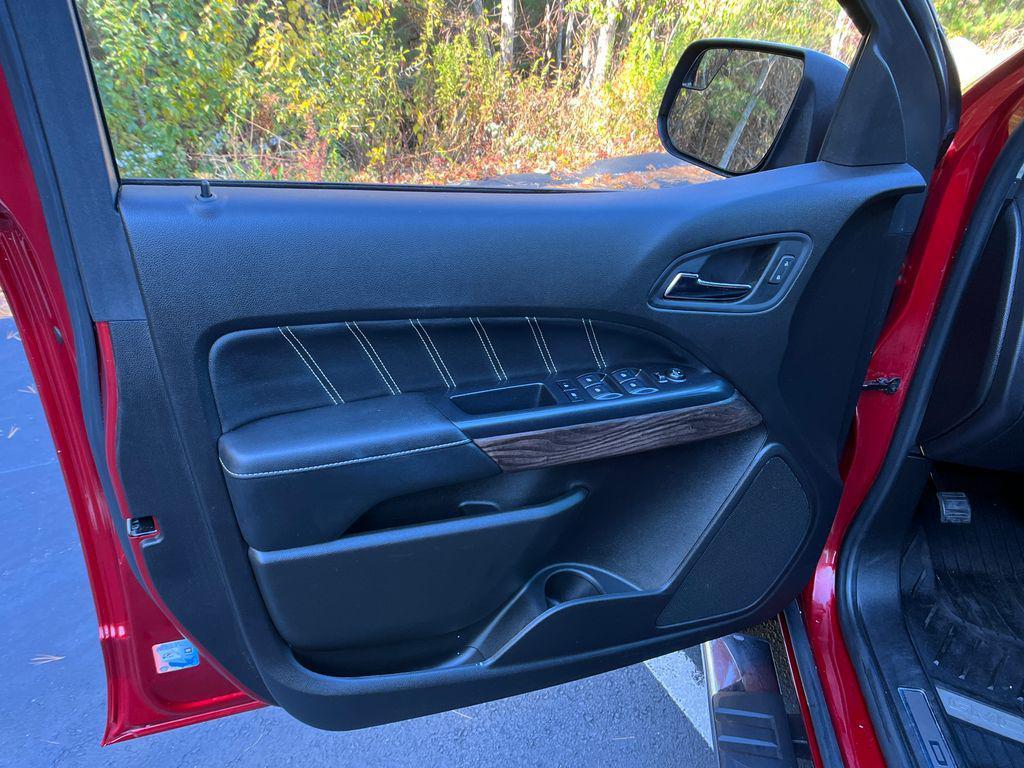 used 2021 GMC Canyon car, priced at $31,987