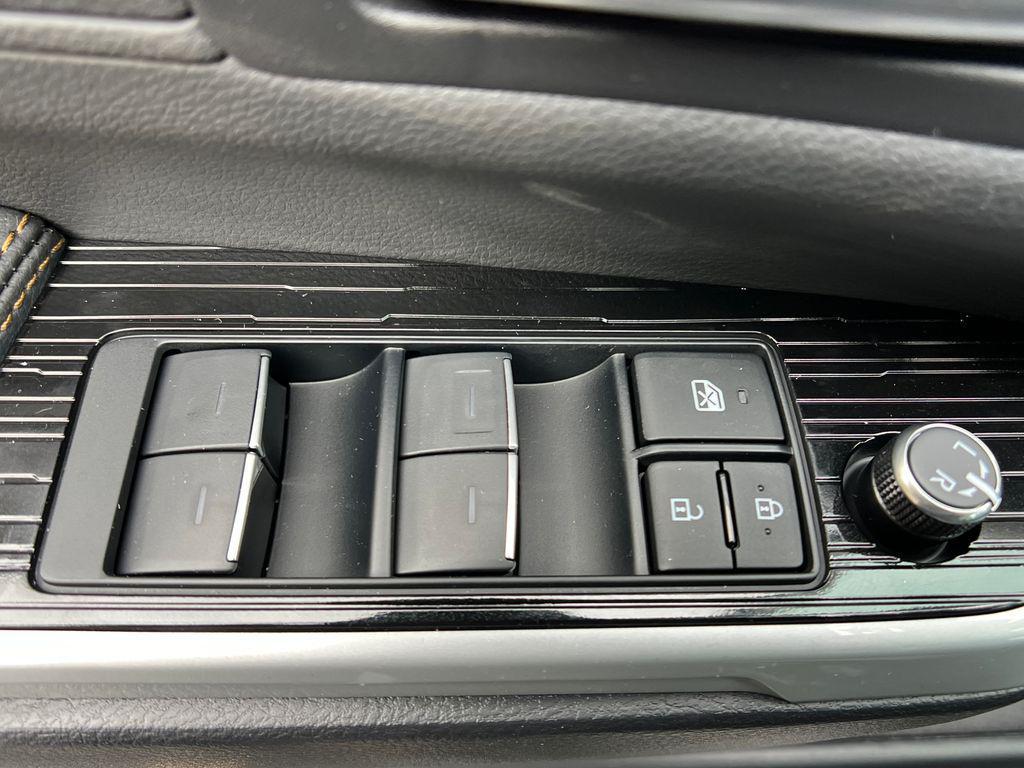 new 2026 Toyota Sienna car, priced at $54,065