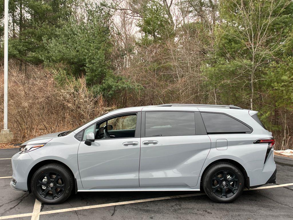 new 2026 Toyota Sienna car, priced at $54,065