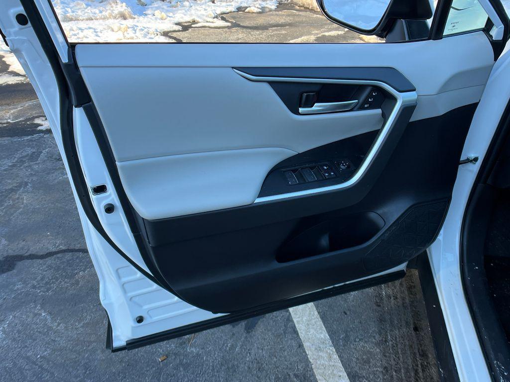 new 2025 Toyota RAV4 car, priced at $40,244