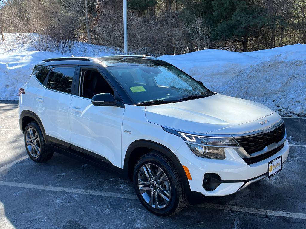 used 2023 Kia Seltos car, priced at $20,779