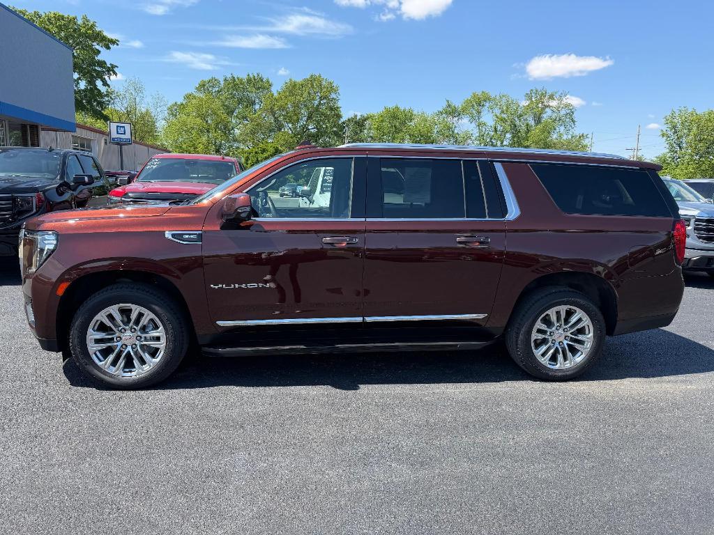 used 2022 GMC Yukon XL car, priced at $38,999