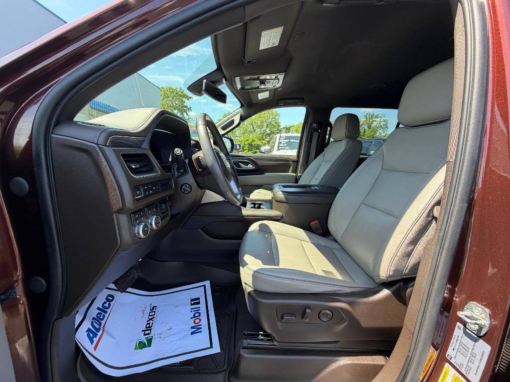 used 2022 GMC Yukon XL car, priced at $38,999