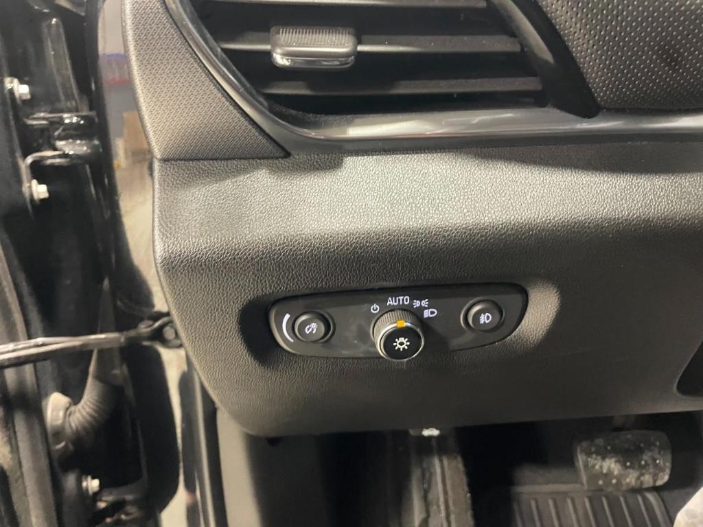 used 2018 Chevrolet Traverse car, priced at $13,784