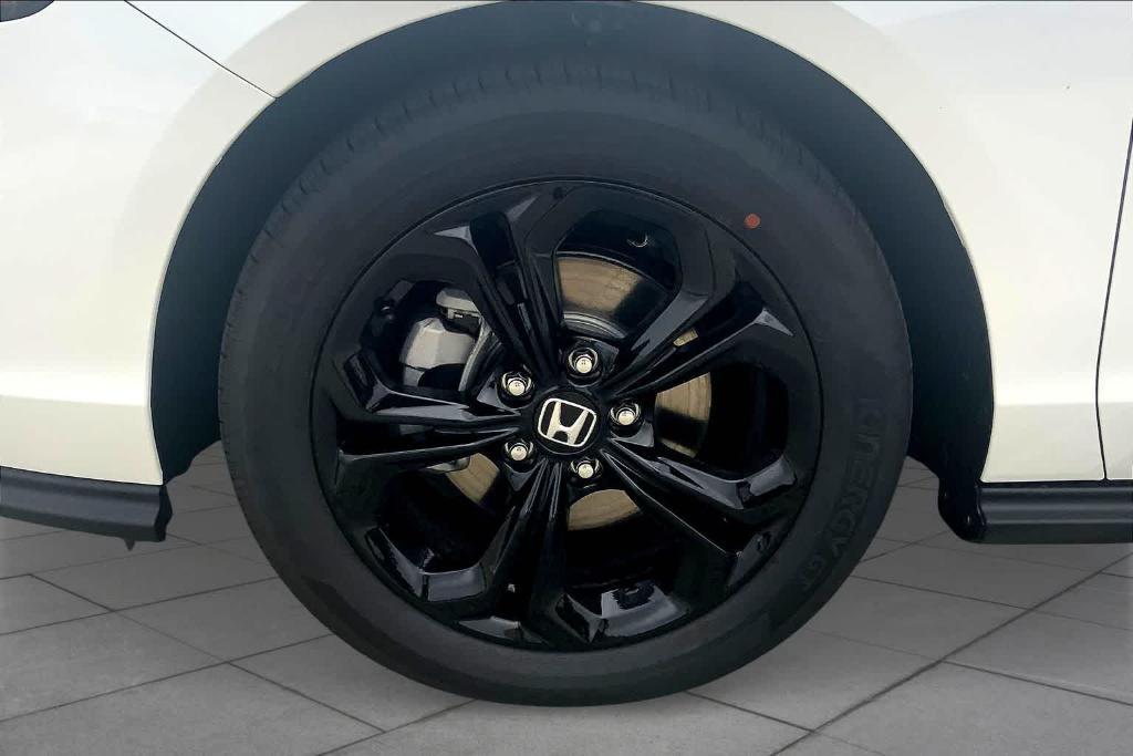 new 2025 Honda Accord car, priced at $30,901