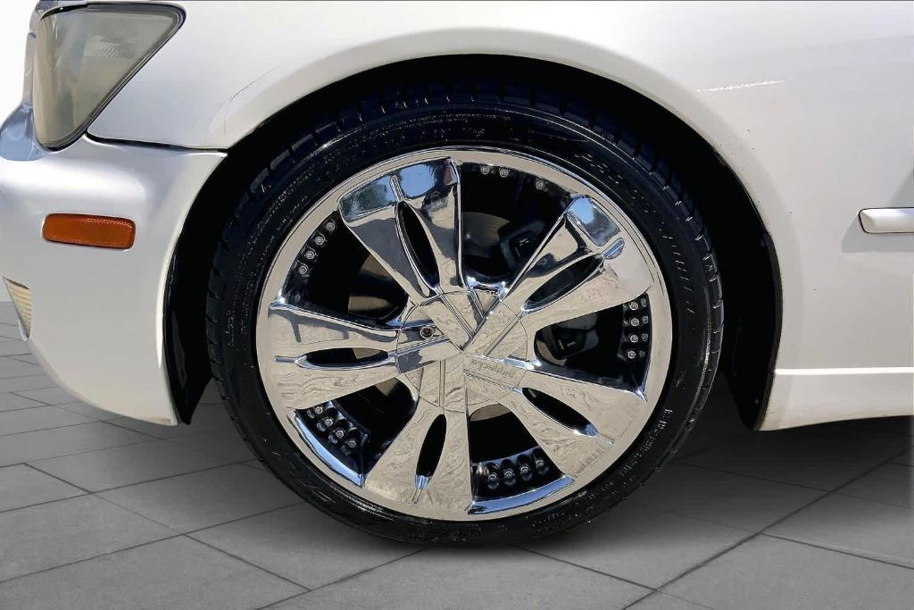 used 2001 Lexus IS 300 car, priced at $9,991