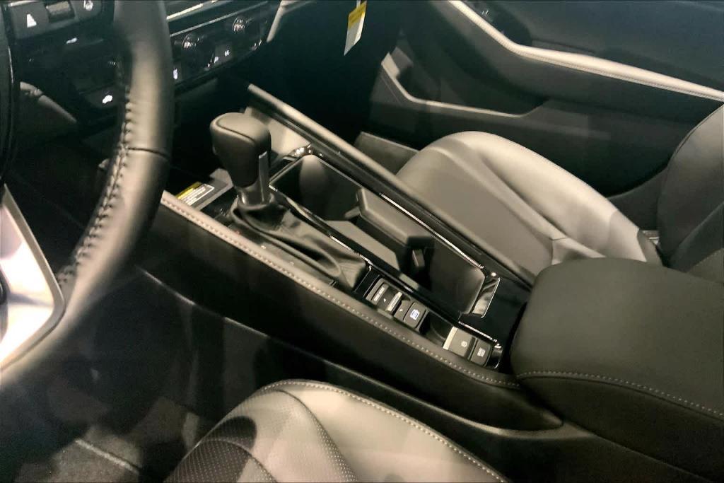 new 2025 Honda Accord Hybrid car, priced at $38,247