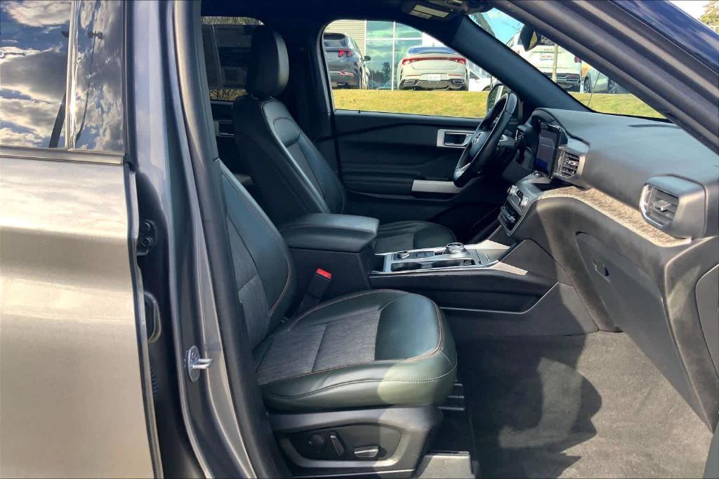 used 2022 Ford Explorer car, priced at $32,891
