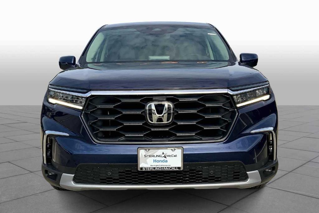 new 2025 Honda Pilot car, priced at $44,966
