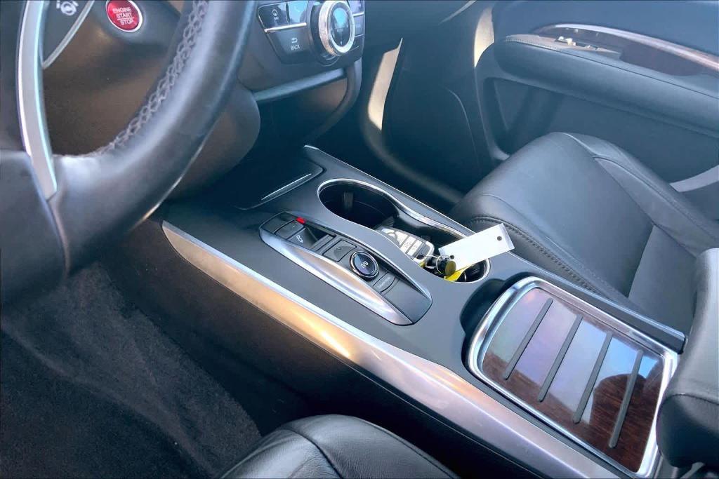 used 2018 Acura MDX car, priced at $15,491