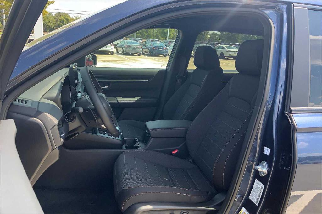 new 2026 Honda CR-V Hybrid car, priced at $35,556