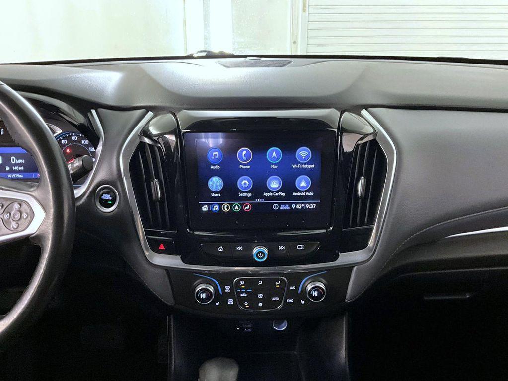 used 2021 Chevrolet Traverse car, priced at $20,999