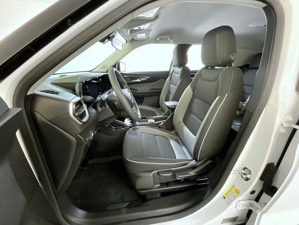 new 2026 Chevrolet TrailBlazer car, priced at $27,803