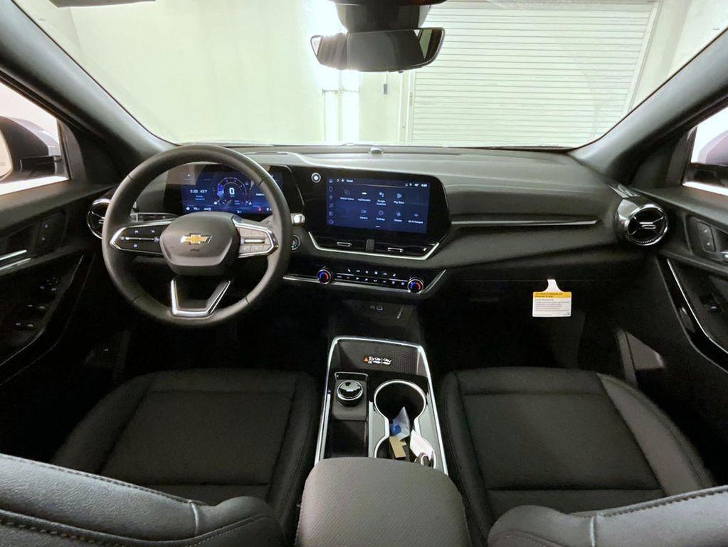 new 2026 Chevrolet Equinox car, priced at $36,294